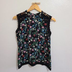 3/$20 💕 Paper Crane Floral Lace Wrap Back Sleeveless Top, Medium